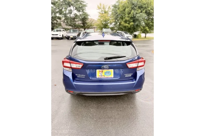 $9995 : 2017 Impreza Premium image 9