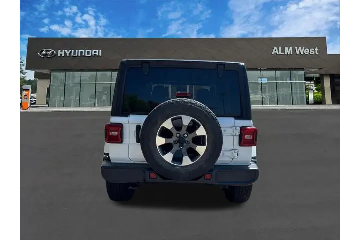 $30120 : Jeep Wrangler Unlimited 2022 image 6