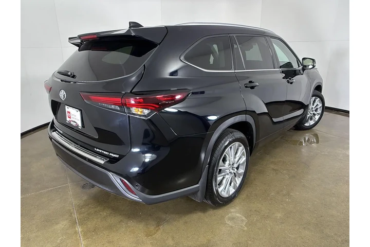 $45299 : 2024 Highlander Limited image 10