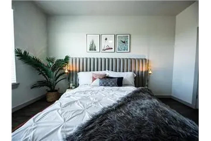 $2098 : Rental property with 0 bedro image 2