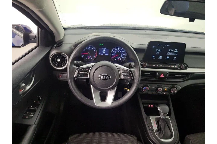 $16998 : Kia Forte 2020 LXS 4dr Sedan image 10