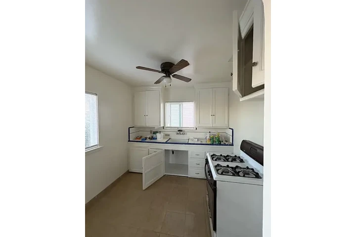 $800 : Apartamento tipo estudio. image 3