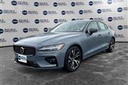 PRE-OWNED 2024 VOLVO S60 B5 P en Madison WV