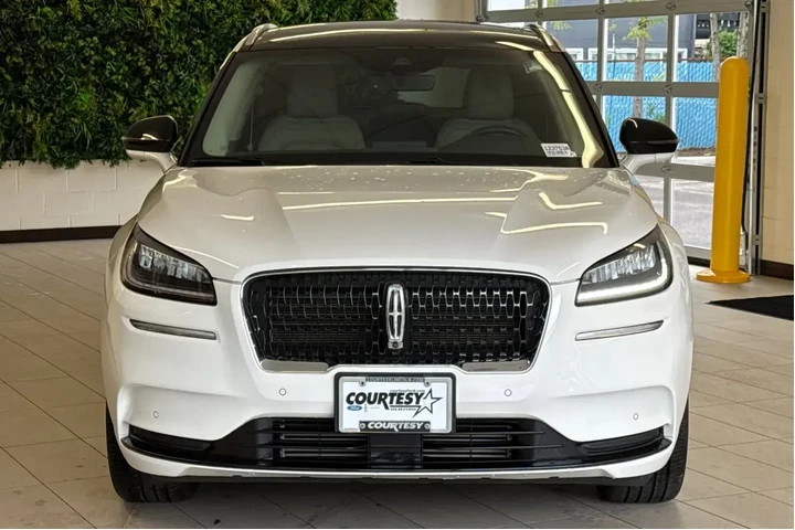 $30995 : Lincoln Corsair 2022 AWD Res image 9