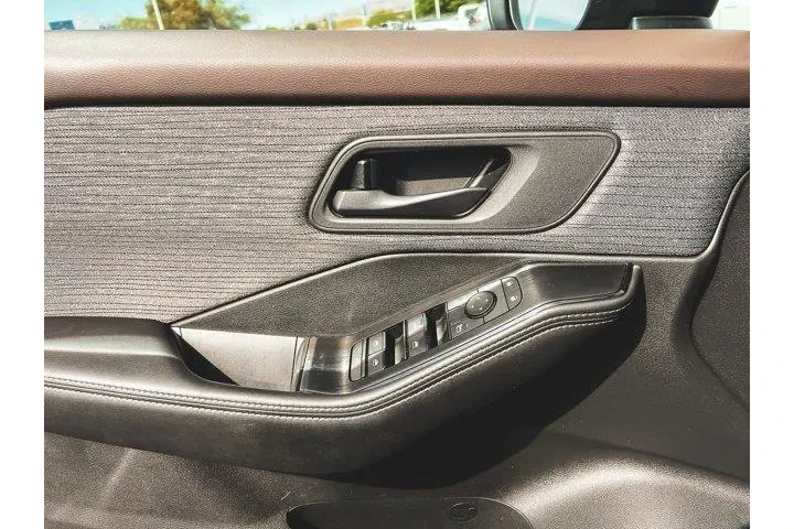 $22477 : Nissan Rogue 2021 S 4dr Cros image 9