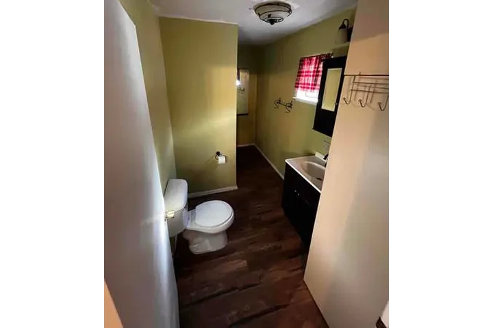 $850 : 1br - Cute and cozy duplex! Ni image 4