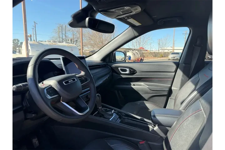 $22500 : Jeep Compass 2023 4x4 Trailh image 4