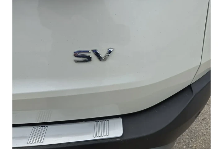 $22983 : Nissan Rogue 2023 SV 4dr Cro image 5