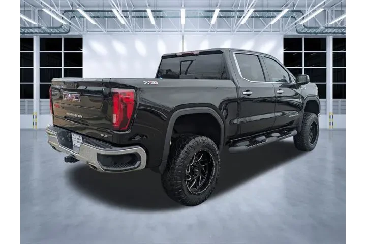 $36595 : GMC Sierra 1500 2021 4x4 SLT image 4