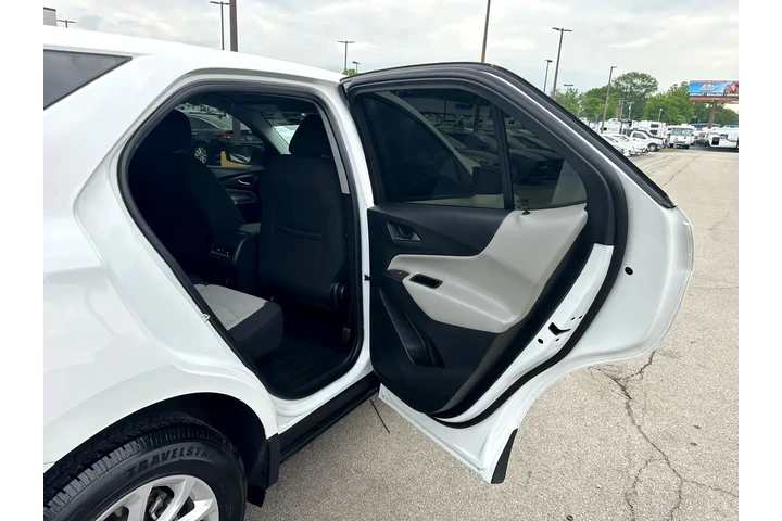 $15900 : 2020 Equinox FWD 4dr LS w/1LS image 7