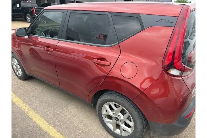 $15639 : Kia Soul 2022 S 4dr Crossove image 1