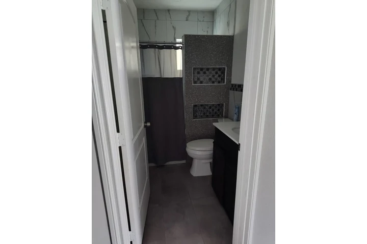 $1595 : HUNTINGTON PARK RENTO CASA image 4