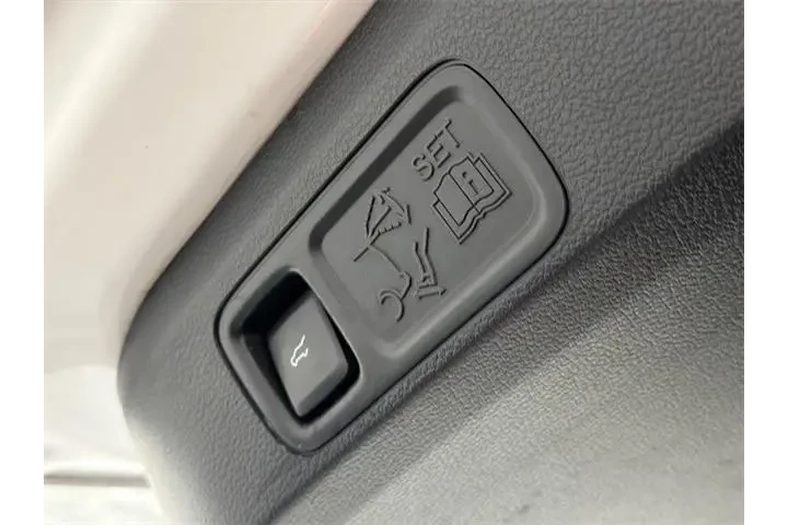 $30000 : Lincoln Navigator L 2018 4x4 image 10