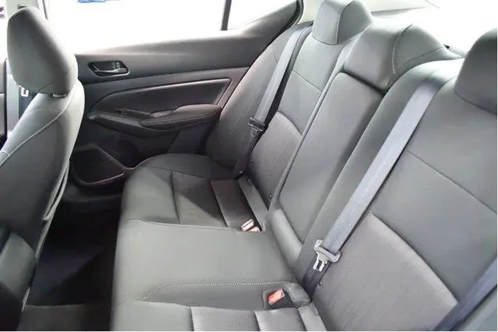 $21994 : Nissan Altima 2025 2.5 SV 4d image 10