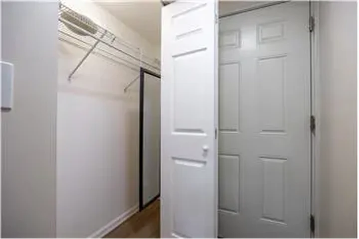 $1750 : Rental property with 0 bedro image 8