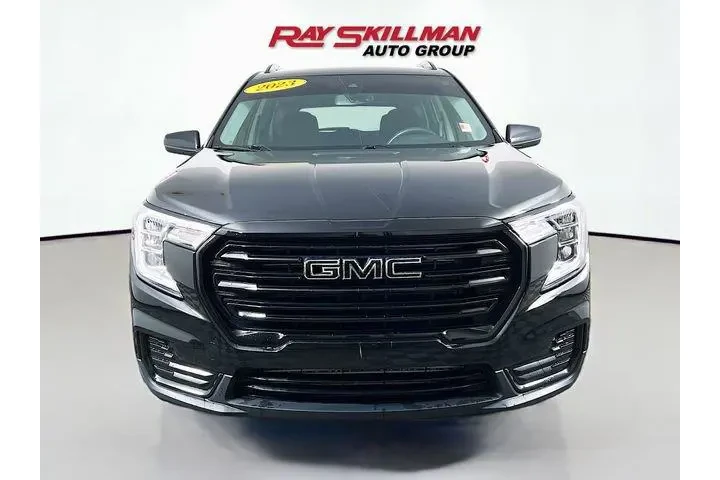 $26975 : GMC Terrain 2023 SLE 4dr SUV image 2