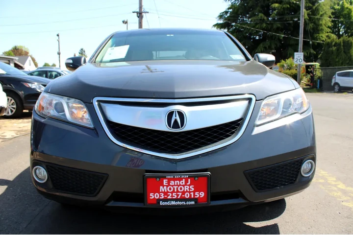 $12795 : 2013 RDX AWD 4dr Tech Pkg image 2