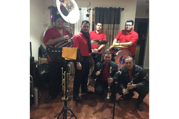 BANDA LA NUEVA PETATLAN image 2