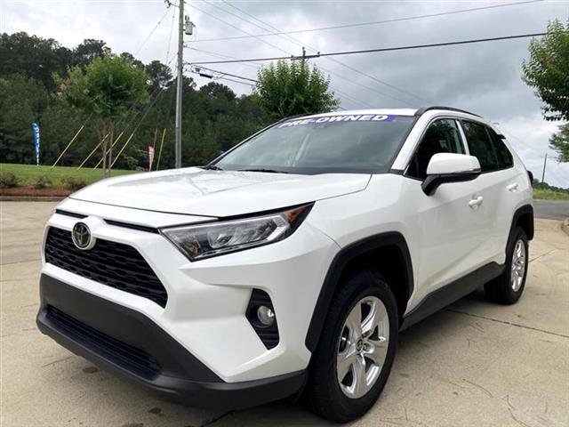 $25780 : 2021 RAV4 XLE image 4