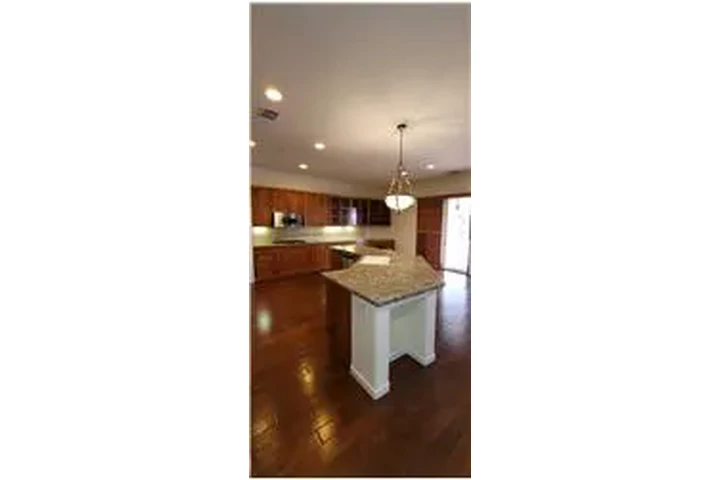 $4550 : Rental property with 4 bedro image 10
