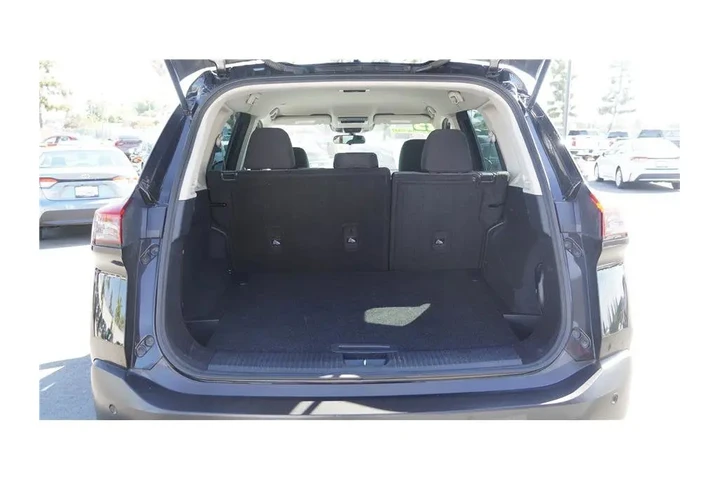 $22500 : 2023 Rogue SV image 8