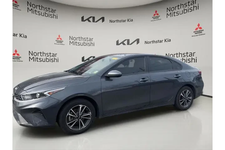 $17275 : Kia Forte 2024 LX 4dr Sedan image 2