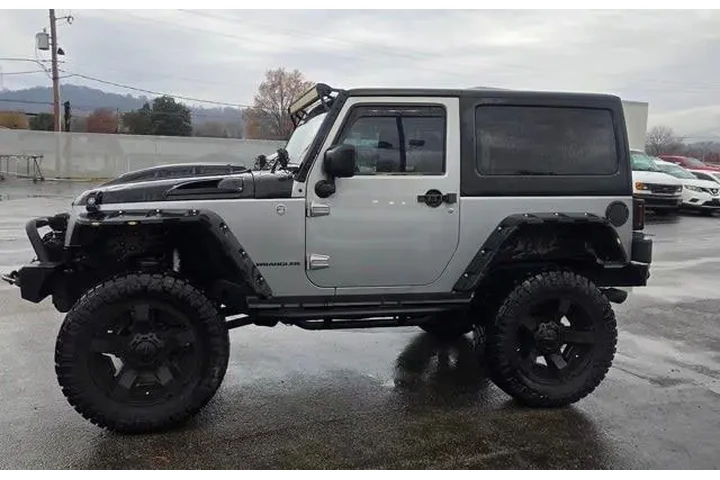 $17250 : Jeep Wrangler 2015 4x4 Sport image 3