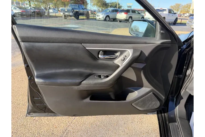 $14499 : 2017 Altima 2.5 S image 7