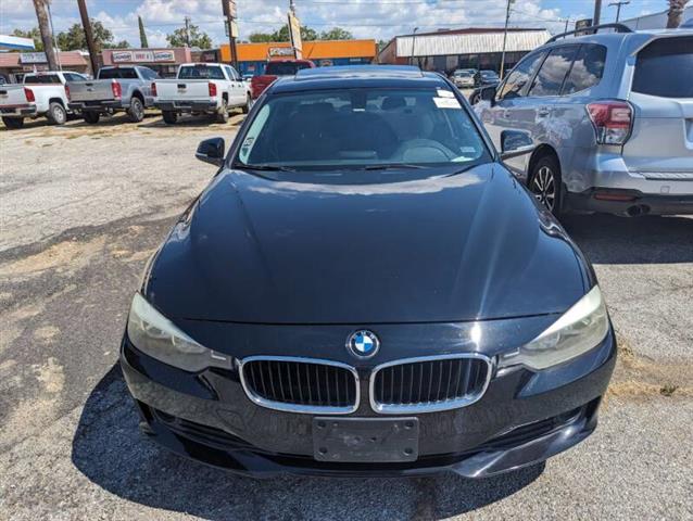 $13490 : 2015 BMW 3 Series 320i xDrive image 3