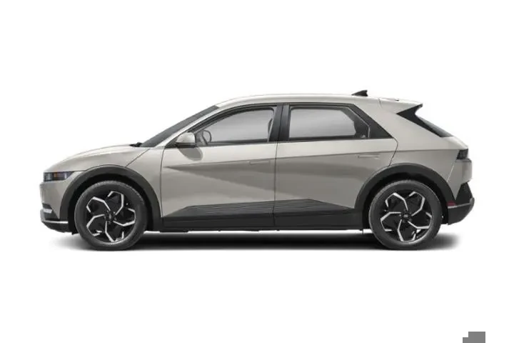 $25877 : Hyundai IONIQ 5 2024 AWD SEL image 2