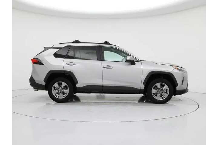 $32998 : Toyota RAV4 2024 AWD XLE 4dr image 7