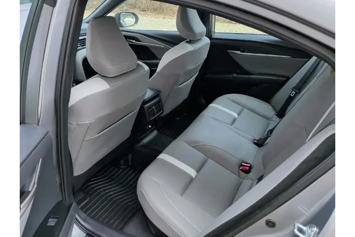 $30990 : Toyota Camry 2025 AWD SE 4dr image 10