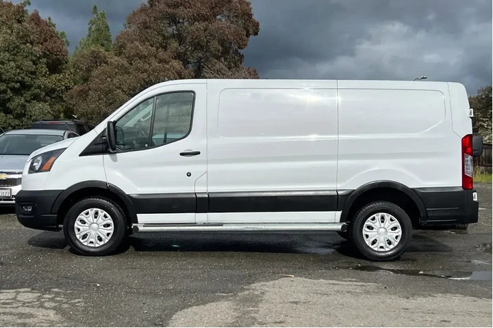 $35000 : Ford Transit 2023 250 3dr LW image 7