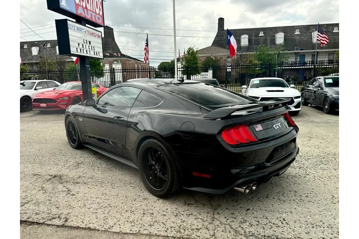 2022 Mustang GT Premium Coupe image 6