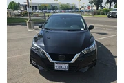 $14500 : Nissan Versa 2021 SV 4dr Sed thumbnail