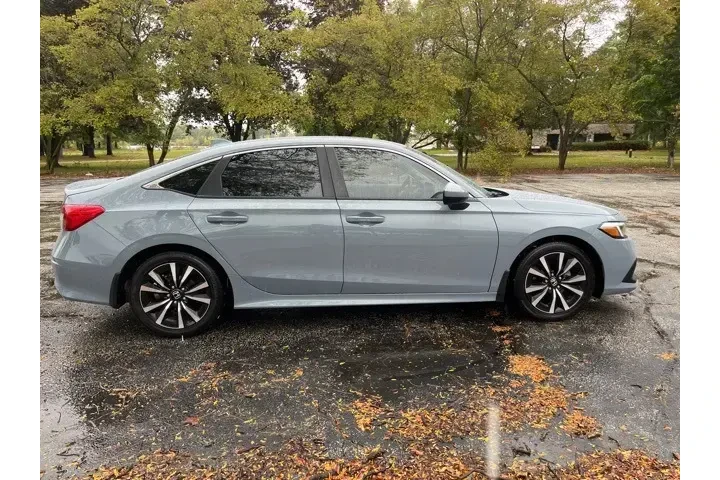 $25500 : Honda Civic 2024 EX 4dr Seda image 9