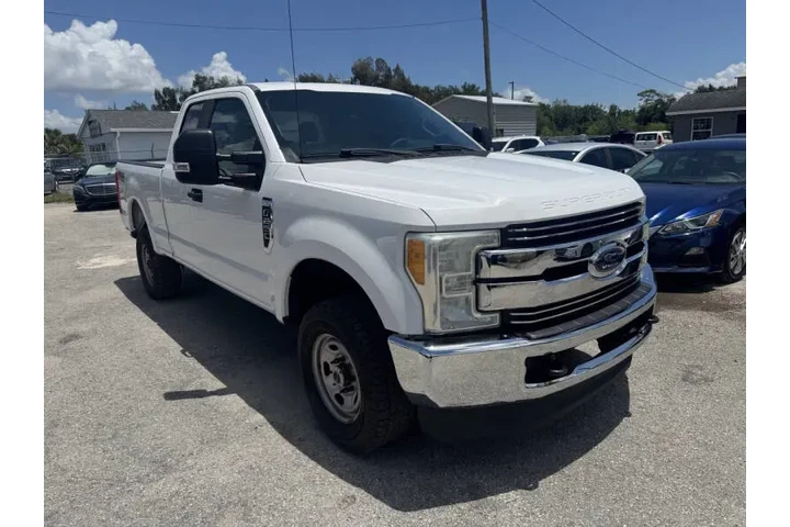 $18497 : 2017 F-250 Super Duty XL image 6