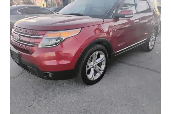 $5999 : 2013 Explorer Limited image 4