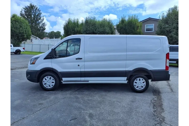 $38990 : Ford Transit 2024 250 3dr LW image 2