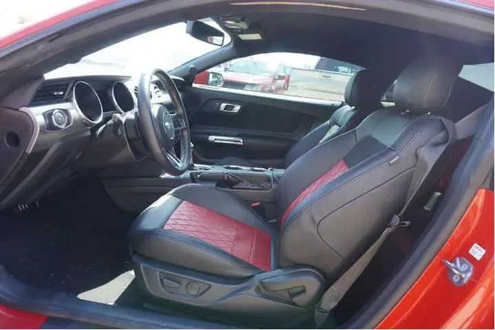 $25225 : Ford Mustang 2020 EcoBoost 2 image 10