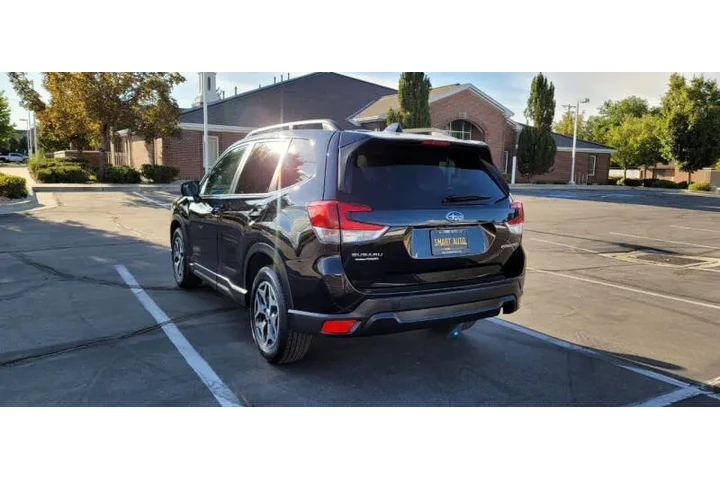 $18500 : 2020 Forester Premium image 7