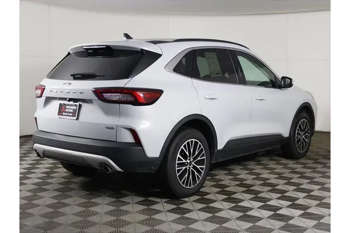$27993 : Ford Escape Plug-In Hybrid 2 image 10