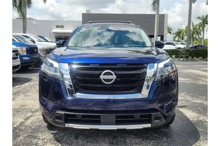 $36990 : Nissan Pathfinder 2024 AWD S image 2
