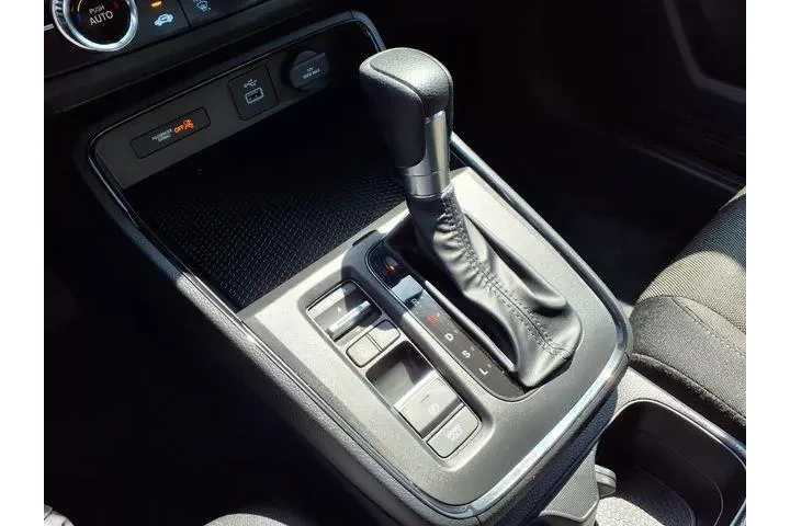 $31999 : Honda CR-V 2025 LX 4dr SUV image 9