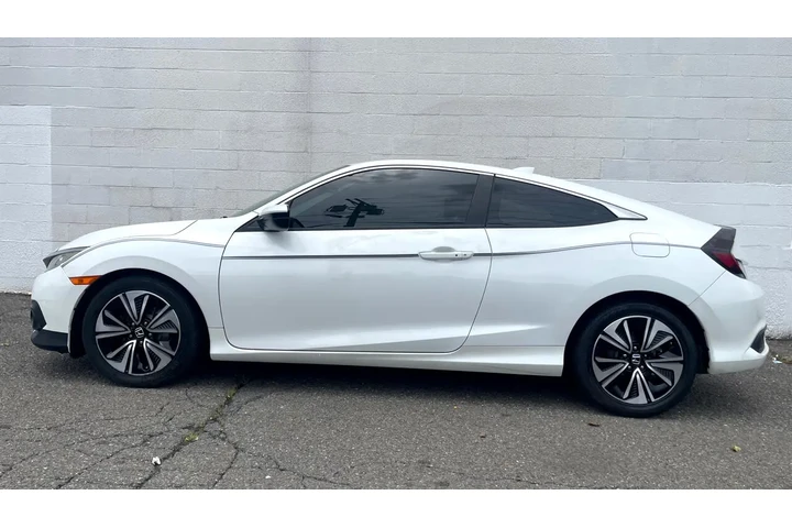 $13995 : 2017 Civic Coupe EX-T CVT image 3
