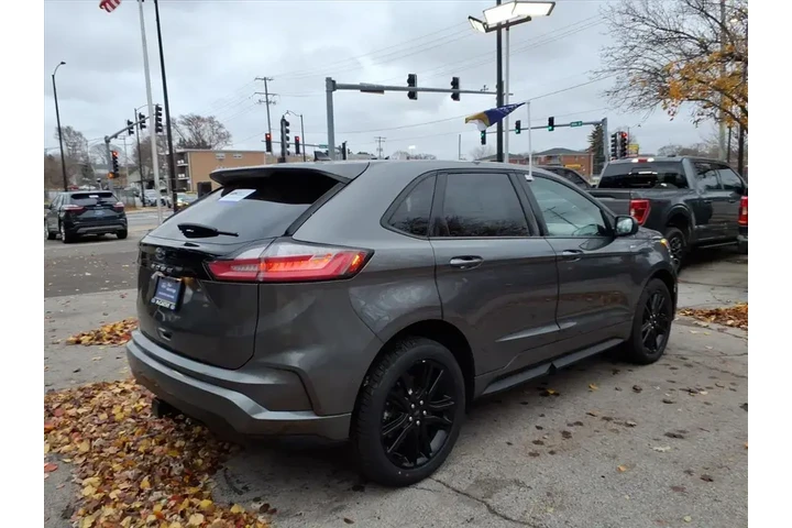 $27345 : Ford Edge 2022 AWD ST-Line 4 image 3