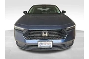 $24908 : Honda Accord 2024 EX 4dr Sed thumbnail