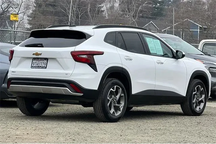 $20290 : Chevrolet Trax 2025 LT 4dr C image 5