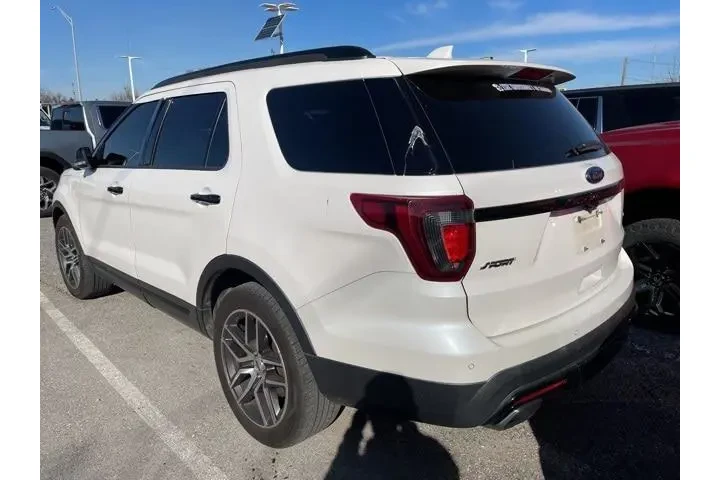 $13039 : Ford Explorer 2017 AWD Sport image 9