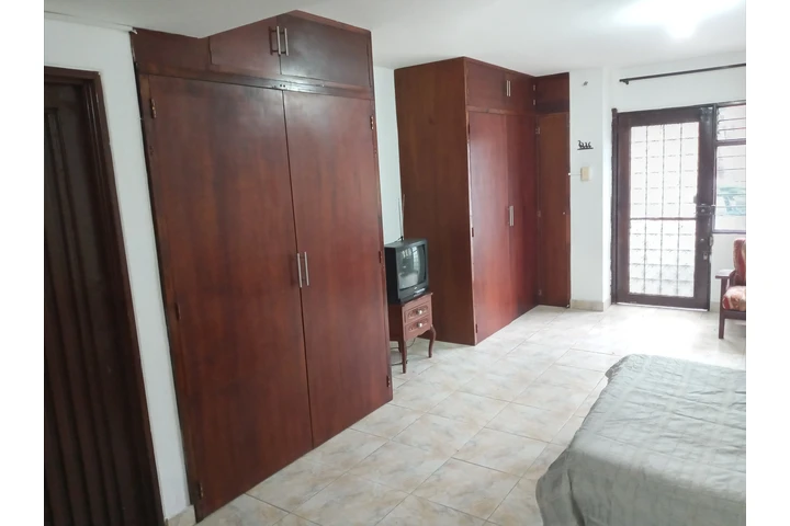 $1000000 : ALQUILO APARTAESTUDIO CALI NOR image 3